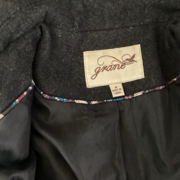 Grane Women’s Gray Hooded Pea Coat With Belt.  Size M - Picture 5 of 9